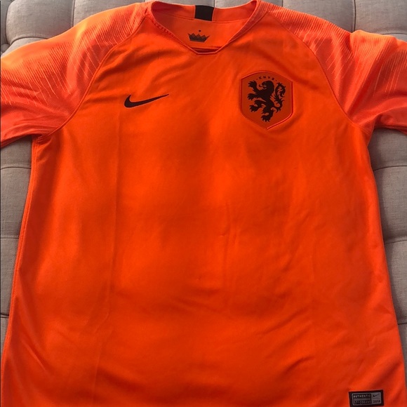 orange nike soccer jersey